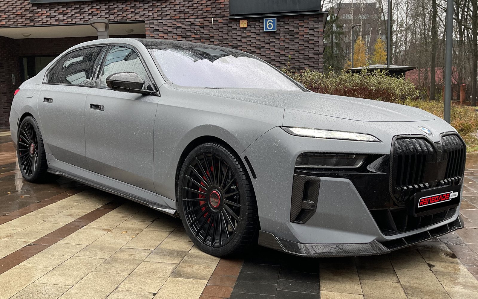 Karbónová maska chladiča pre BMW 7 G70