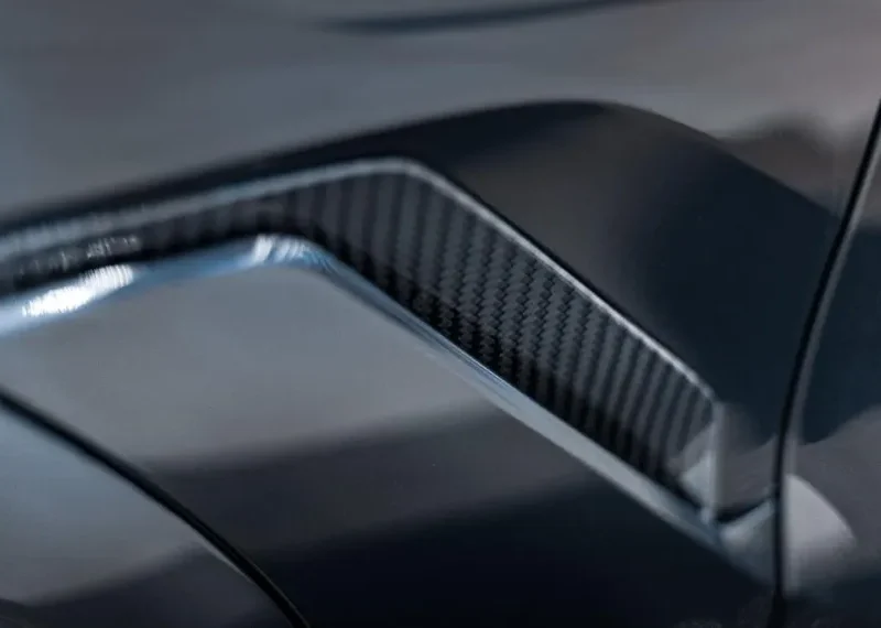 Karbónové vložky do predných blatníkov pre BMW X6 G06