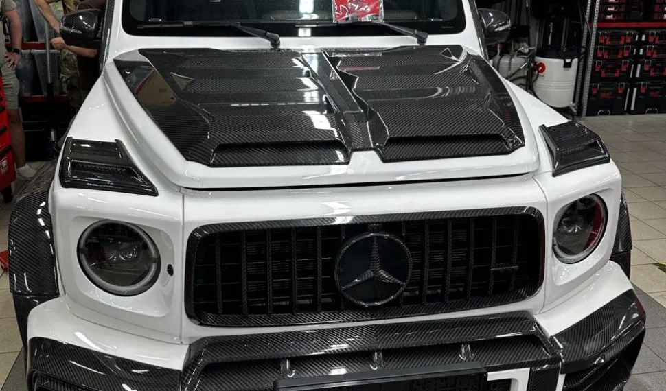Karbónová maska chladiča pre Mercedes-Benz triedy G W463