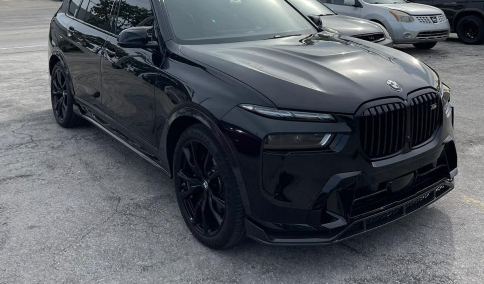 Predný karbónový splitter V1 pre BMW X7 LCI