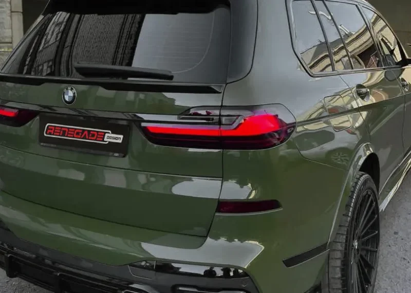 Zadný spojler pre BMW X7