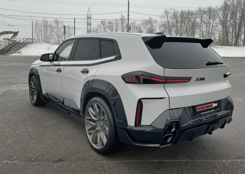 Bočné vložky do zadného nárazníka pre BMW XM