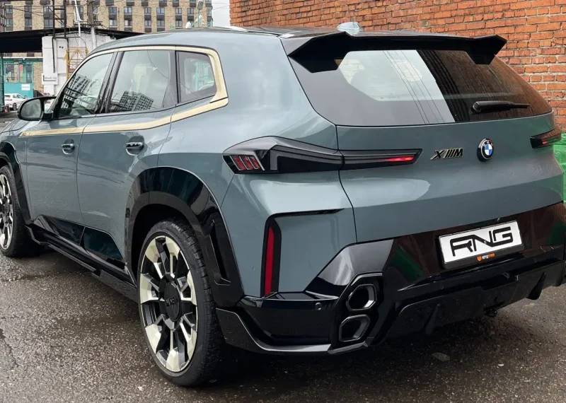Strešný spojler pre BMW XM