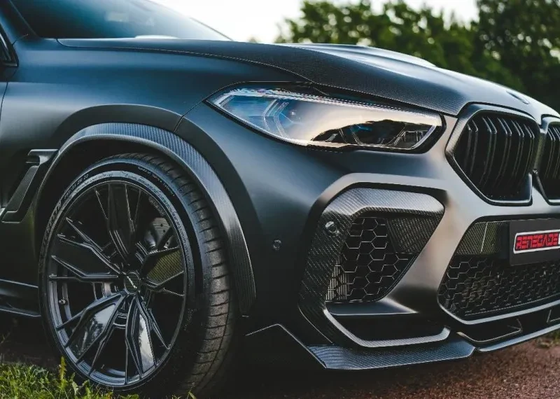 Karbónové kryty spätných zrkadiel pre BMW X6M F96