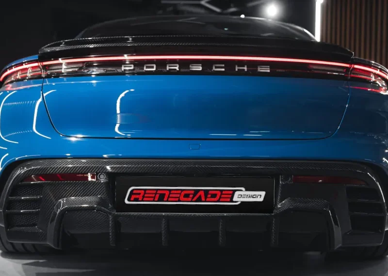 Karbónový spojler pre Porsche Taycan