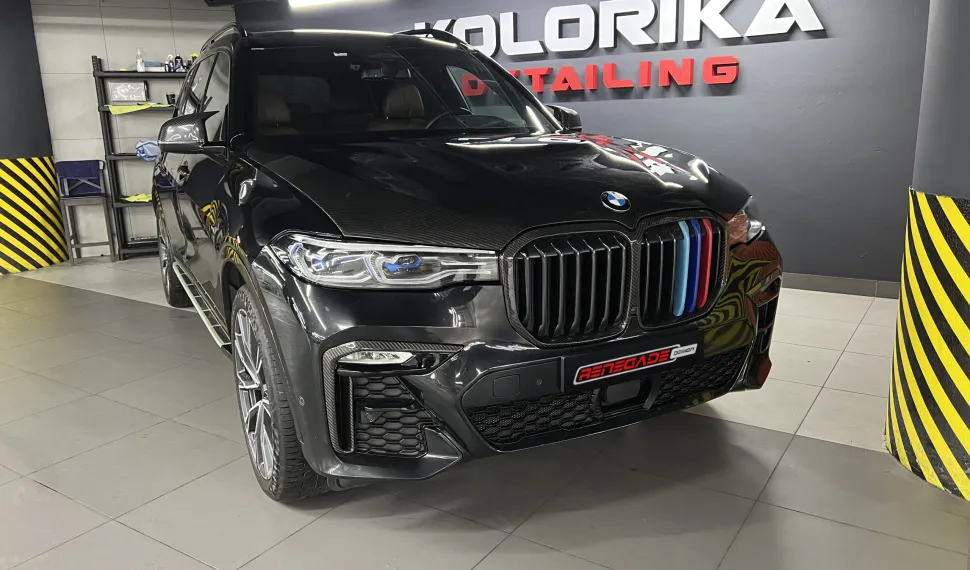 Karbónové vložky do predného nárazníka pre BMW X7