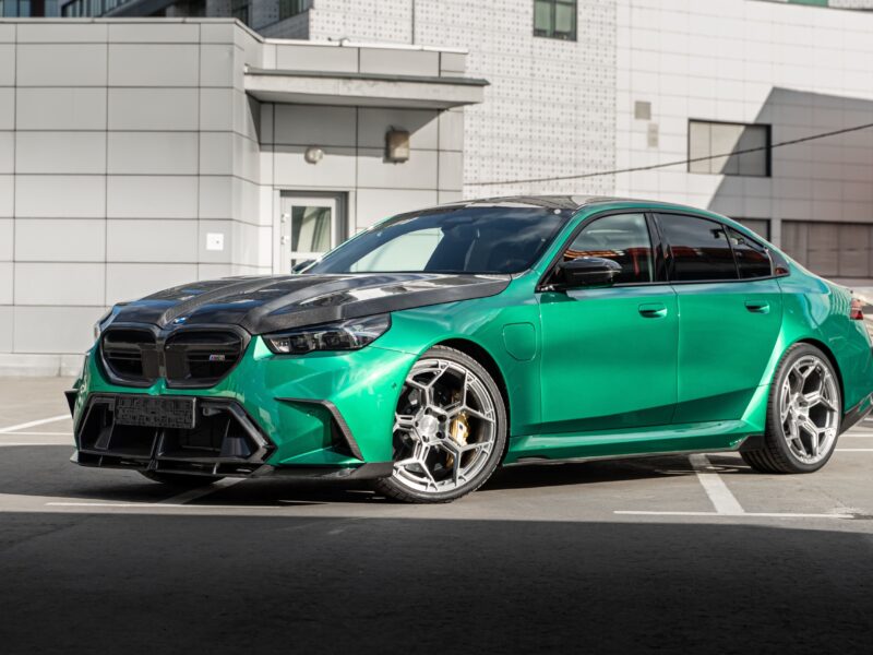 Bočné prahy z karbónu pre BMW M5 G90
