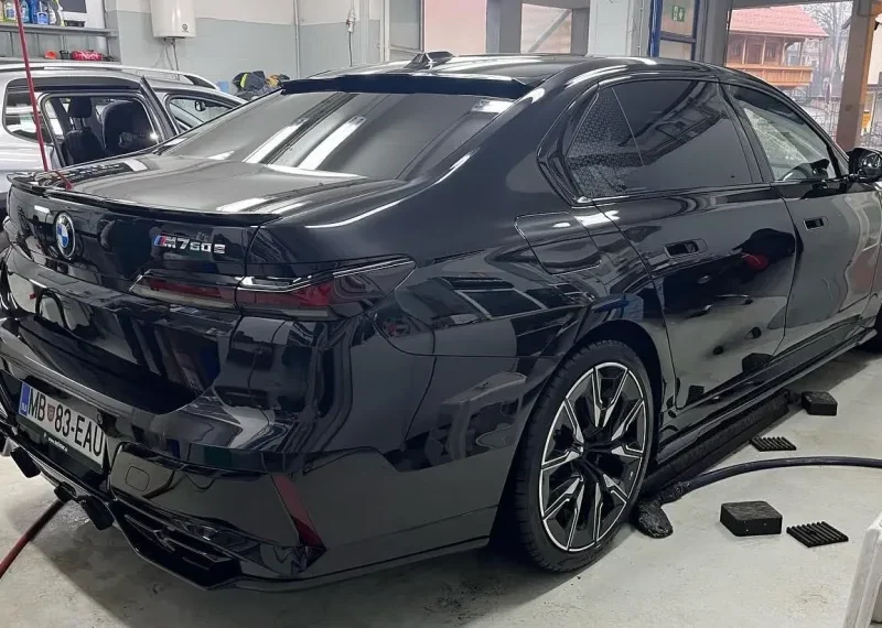 Zadný spojler pre BMW 7 G70