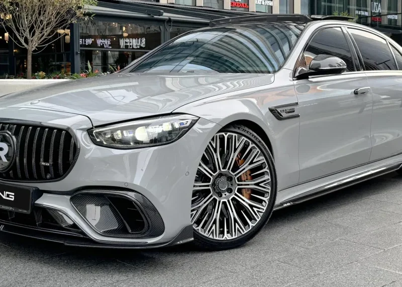 Karbónové bočné prahy pre Mercedes-Benz S63 W223