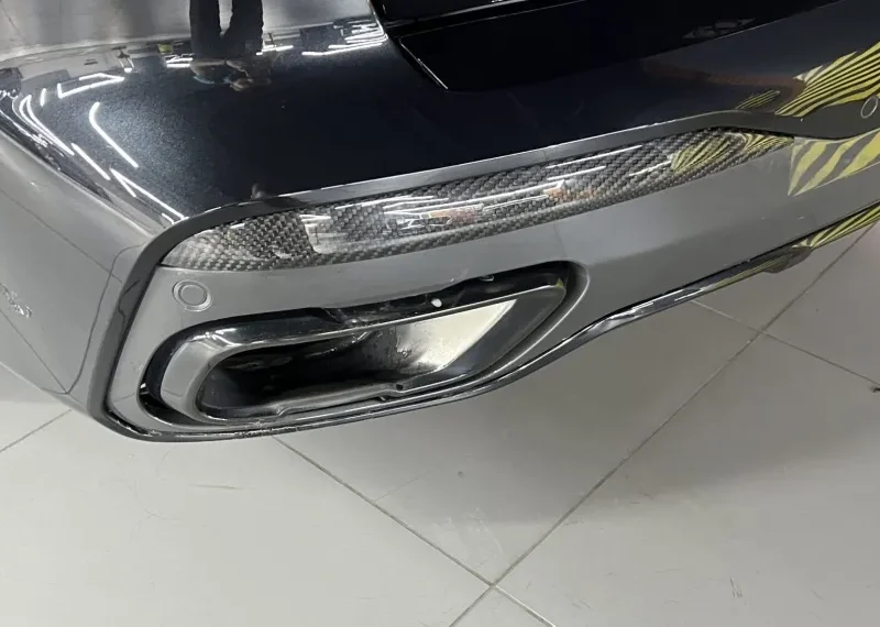 Karbónové vložky do zadného nárazníka pre BMW X7