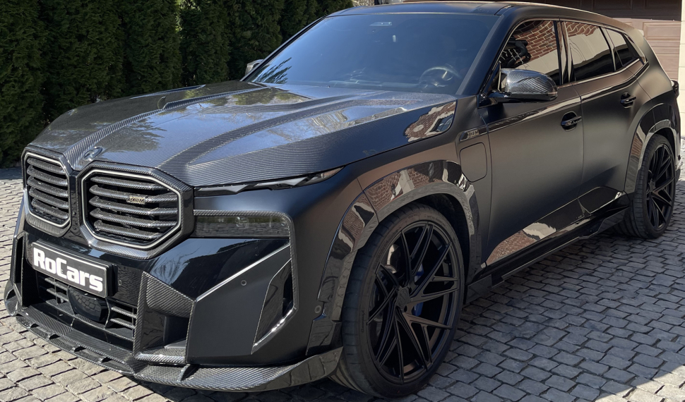 Predný karbónový splitter pre BMW XM