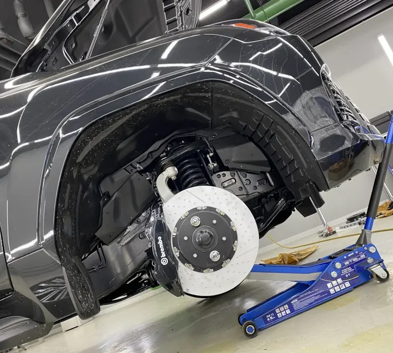 Brzdová sada Brembo pre Lexus LX600