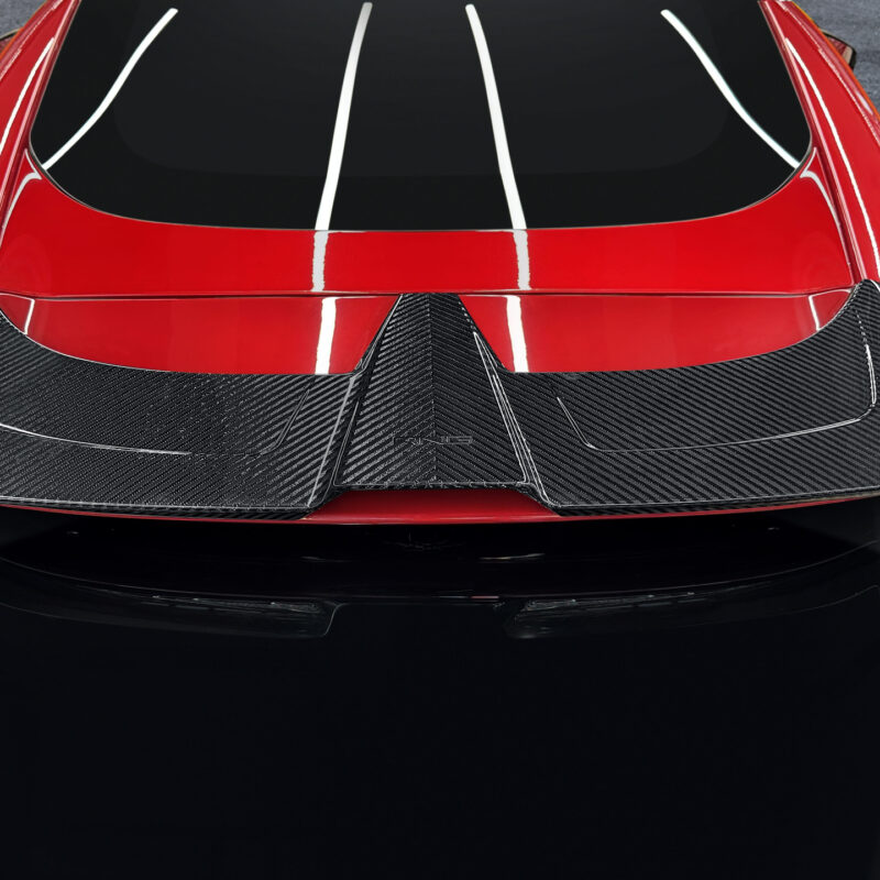 Karbónový strešný spojler pre Ferrari Purosangue