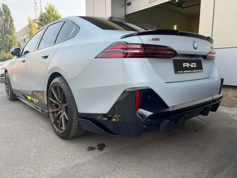 Difúzor pre BMW 5 G60