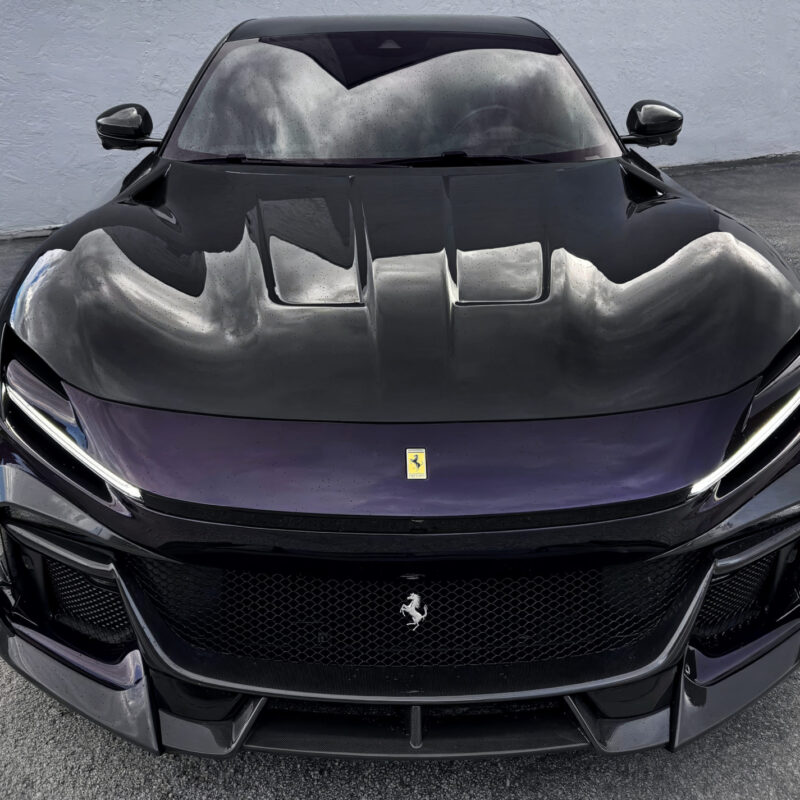 Karbónová kapota pre Ferrari Purosangue