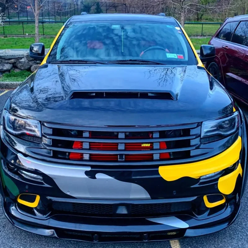 Démonická kapota pre Jeep Grand Cherokee WK2