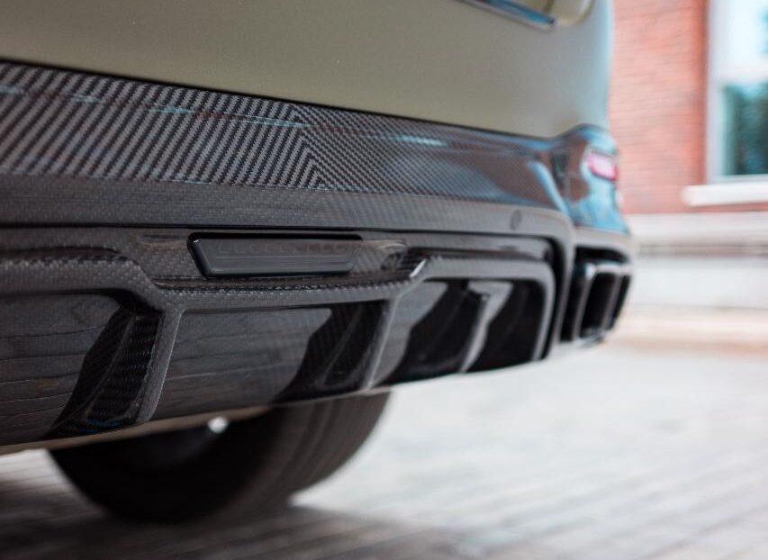Karbónový zadný difúzor pre BMW XM